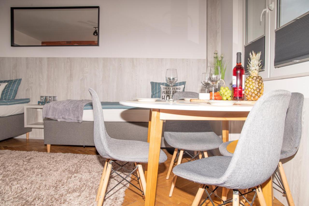 Leborska Kajuta Apartment Lebork Bagian luar foto